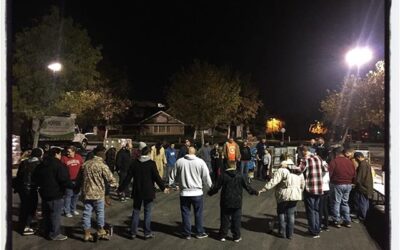 And so with a group prayer at 5:30am, Love for Thanksgiving starts again. Looking to feed 80,000 people in Bakersfield today. Peace. #loveforthanksgiving