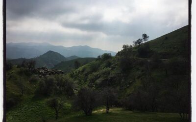 Middle Earth along Breckenridge. Riding w/ @zacallyn #SoCal #bikelife #iphoneography