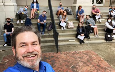 Yes, they all wore their masks outside when they were closer than six feet. What a semester it has been. They received their last three assignments and an overview for the rest of the semester. #mississippijourno #umjourimc #postcardsfromcovid19