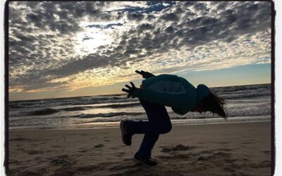 Interpretive dance on the Lake Michigan shore. #dadlife