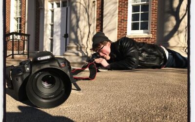 Jour 375 our on the front steps of Farley on a cold Tuesday morning. Prof Steele’s class rocking the DSLRs. #meekjournalism #meekjourno