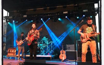 The Delta Saints Get the crowd rocking at the #doubledeckerartsfestival on Friday night in Oxford. #dadlife