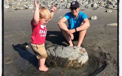 Beach fun with Momma and Dadda! #dadlife #fagansreunion2018