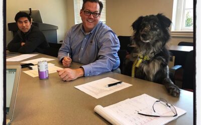 Introducing our newest faculty member, professor Woof @umjourimc ;) #mississippijourno