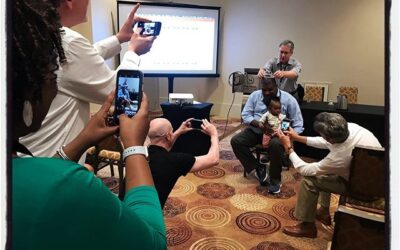 @taitphoto8 gets his VISCOM tiara at AEJMC in Toronto. #mississippijourno #aejmc19