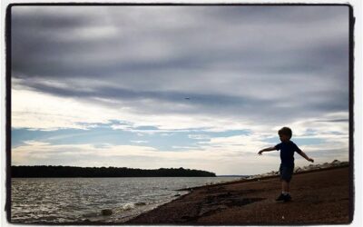 A small boy in a big world. #mississippijourno #postcardsfromcovid19 #dadlife