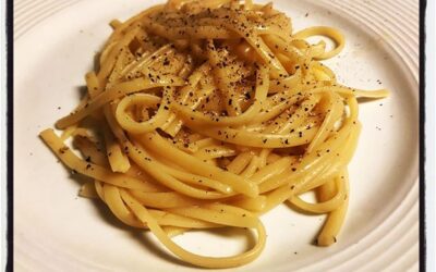 First attempt at cacio e pepe. #mississippijourno #postcardsfromcovid19