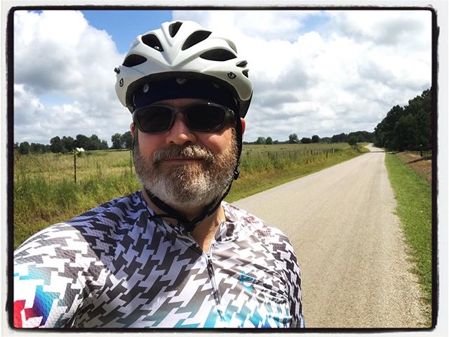 Thanks @panachecycle , the lightweight jersey was perfect for a summer afternoon ride in Mississippi. #mississippijourno #ridewithpanache